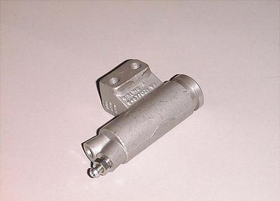1968 Volvo 122 Clutch Slave Cylinder