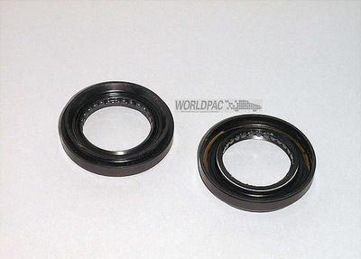 2001 Honda CR-V Drive Axle Seal