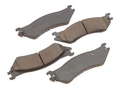 2005 Ford Expedition Brake Pad Set