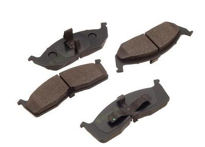 2002 Chrysler Concorde Brake Pad Set