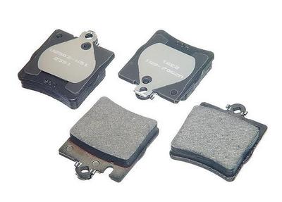 2005 Mercedes Benz C Class Brake Pad Set