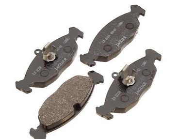 2002 Jaguar XK Series Brake Pad Set