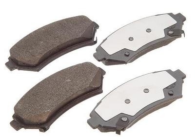 2005 Pontiac Bonneville Brake Pad Set