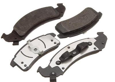 2005 Pontiac Bonneville Brake Pad Set