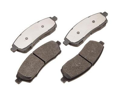 2005 Ford Excursion Brake Pad Set