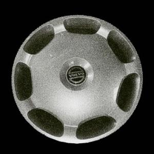 2004 Volvo V70 15" OEM Wheel Cover